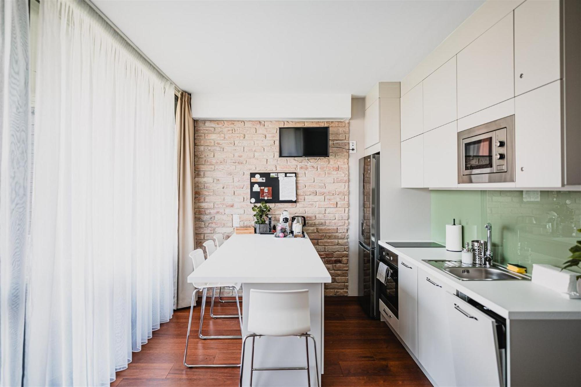 Butique Apartman Grand Балатонлелле Экстерьер фото