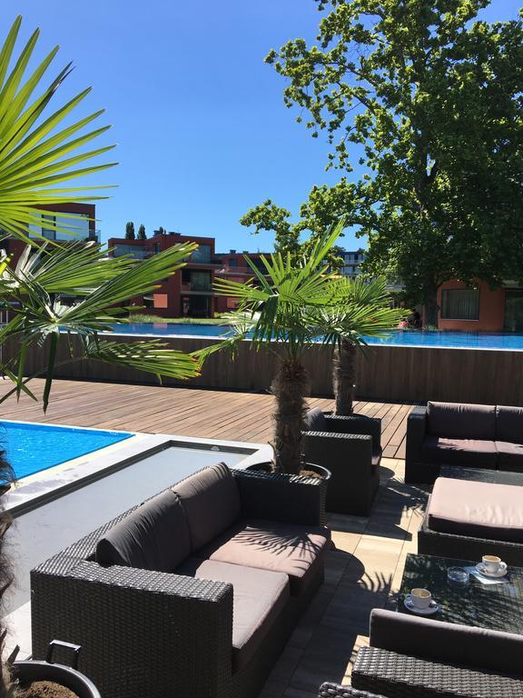 Butique Apartman Grand Балатонлелле Экстерьер фото